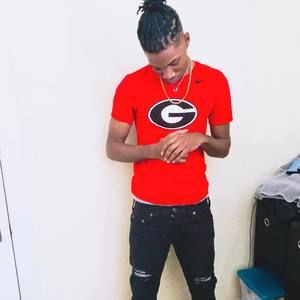 Meet your Posher, Logan